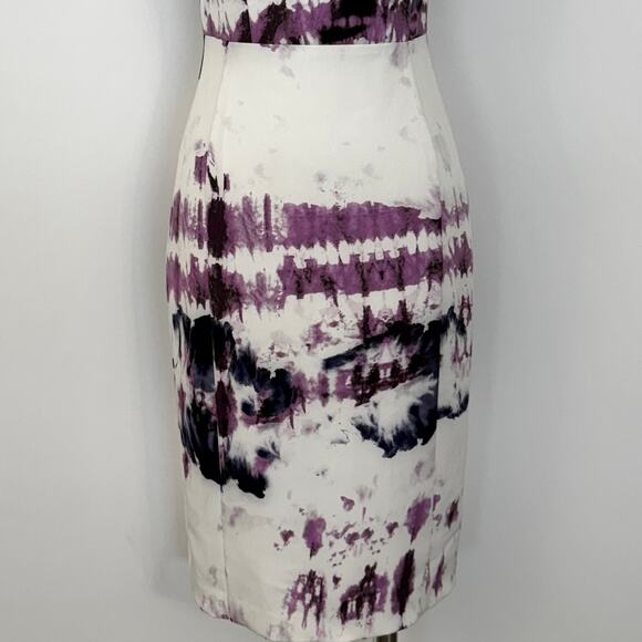 Black Halo Amelie Cap-Sleeve Sheath Dress in Tyrian Tides 2 - Picture 3 of 11